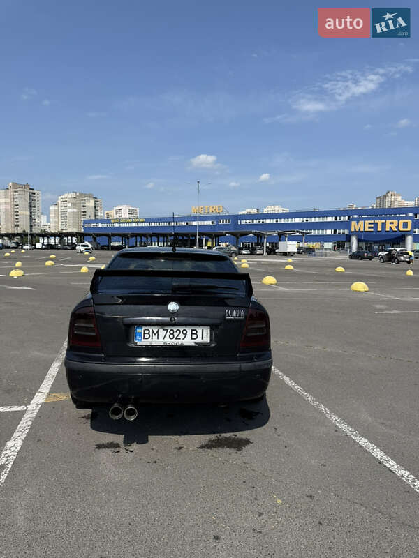 Лифтбек Skoda Octavia 2006 в Киеве
