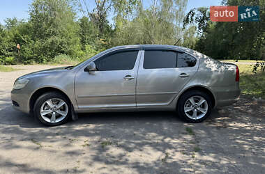 Лифтбек Skoda Octavia 2011 в 