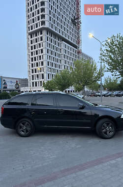 Универсал Skoda Octavia 2008 в 
