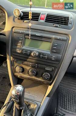 Ліфтбек Skoda Octavia 2005 в 