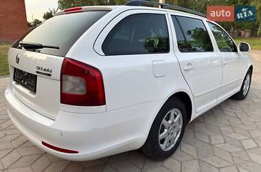 Универсал Skoda Octavia 2011 в 