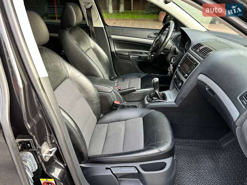 Универсал Skoda Octavia 2010 в Виннице
