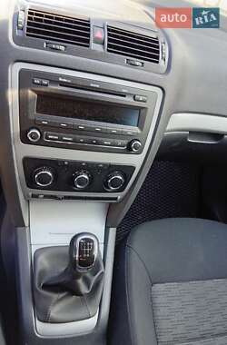 Лифтбек Skoda Octavia 2012 в 
