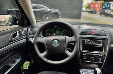 Лифтбек Skoda Octavia 2005 в 
