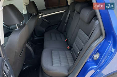 Универсал Skoda Octavia 2011 в 