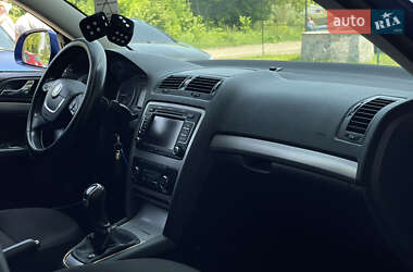 Универсал Skoda Octavia 2011 в 