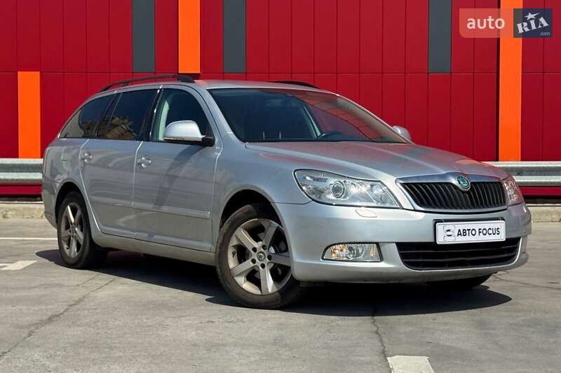 Универсал Skoda Octavia 2011 в 