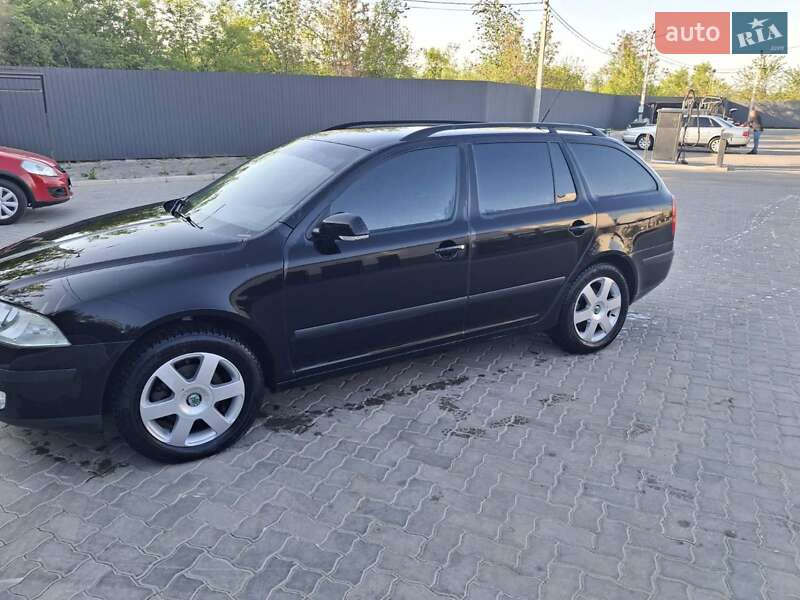 Универсал Skoda Octavia 2006 в Еланце