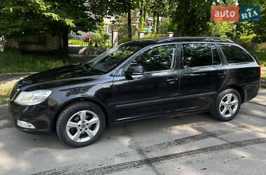 Универсал Skoda Octavia 2011 в 