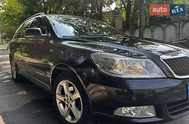 Универсал Skoda Octavia 2011 в 