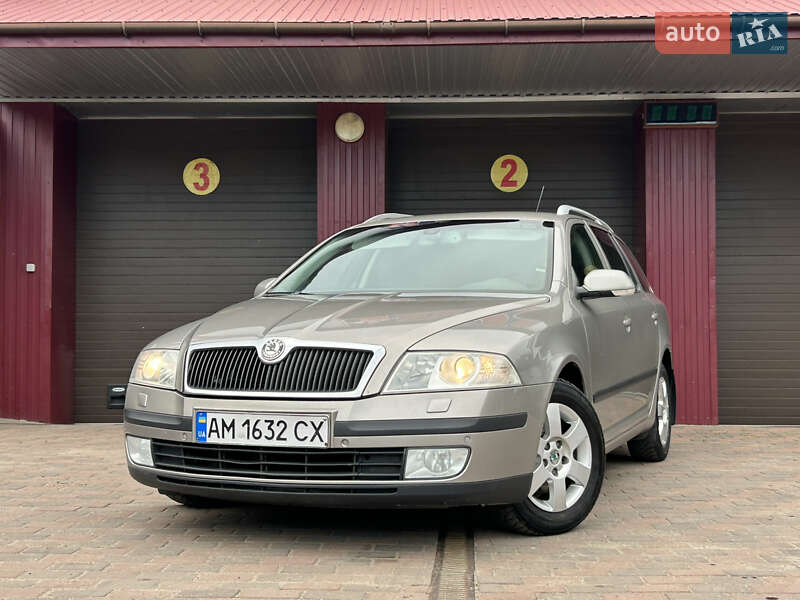 G:987323 2ドア 2016年 184L アクア