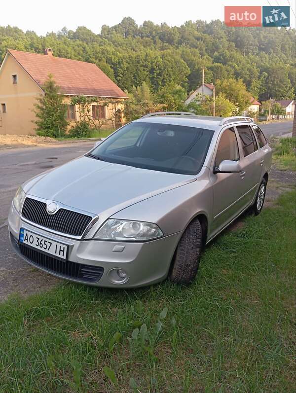 Универсал Skoda Octavia 2007 в Хусте