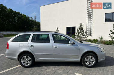 Універсал Skoda Octavia 2012 в 