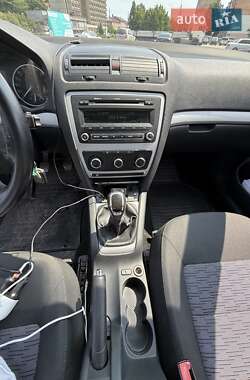 Лифтбек Skoda Octavia 2012 в 
