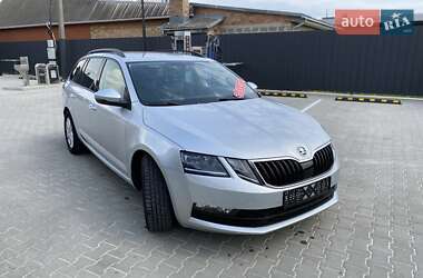 Универсал Skoda Octavia 2017 в Луцке