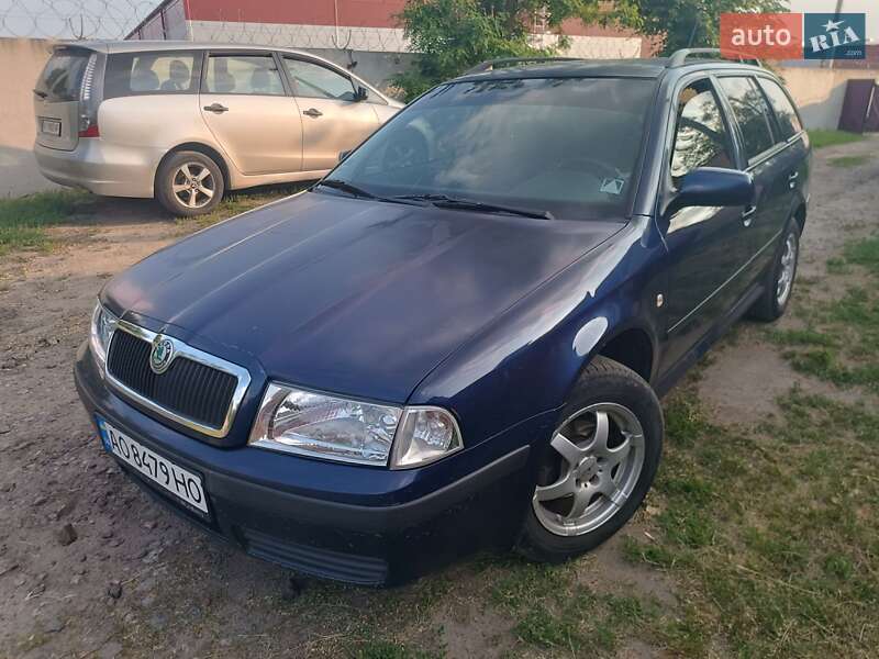 Универсал Skoda Octavia 2005 в Барышевке