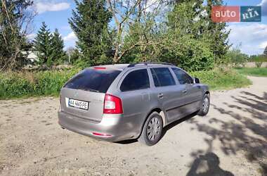 Универсал Skoda Octavia 2010 в 