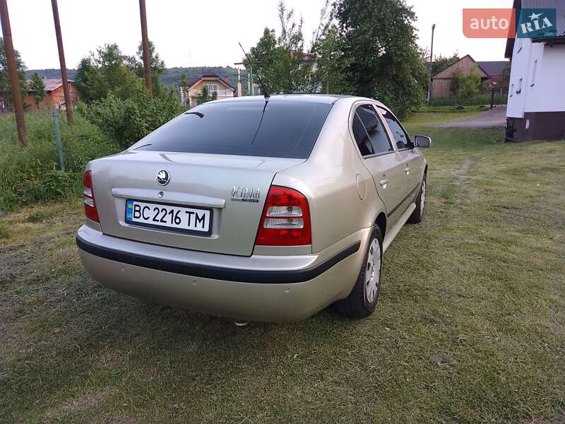 Лифтбек Skoda Octavia 2006 в Дрогобыче
