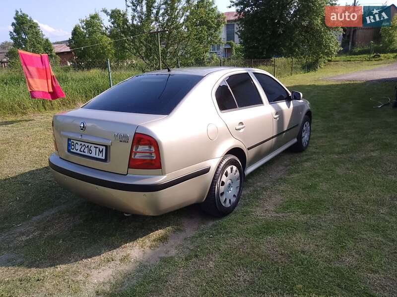 Лифтбек Skoda Octavia 2006 в Дрогобыче