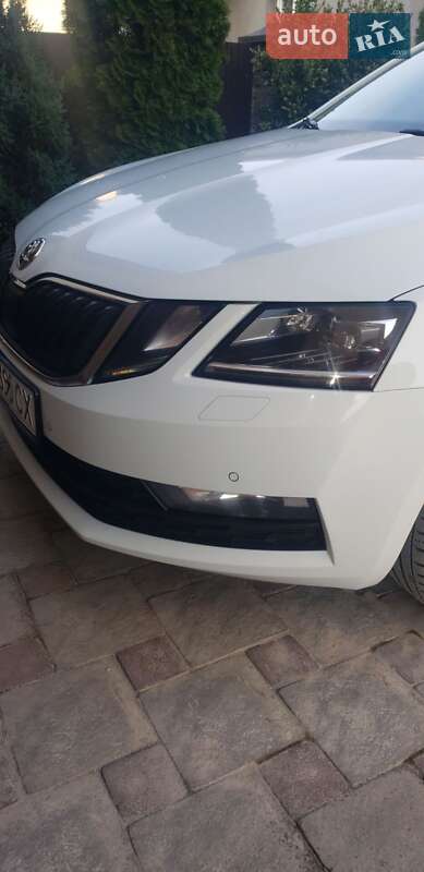Универсал Skoda Octavia 2018 в Збараже
