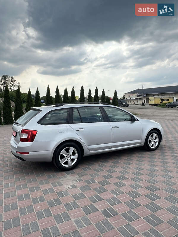 Универсал Skoda Octavia 2016 в Ровно
