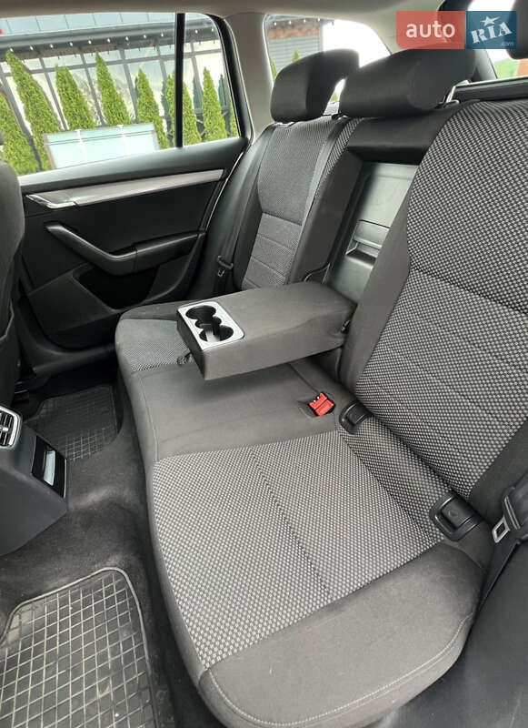 Универсал Skoda Octavia 2016 в Ровно