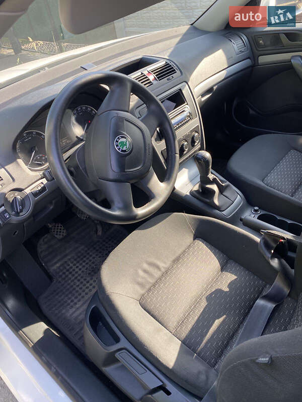 Ліфтбек Skoda Octavia 2011 в Хоролі фото 7 Ліфтбек Skoda Octavia 2011 в Хоролі