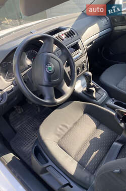 Лифтбек Skoda Octavia 2011 в 
