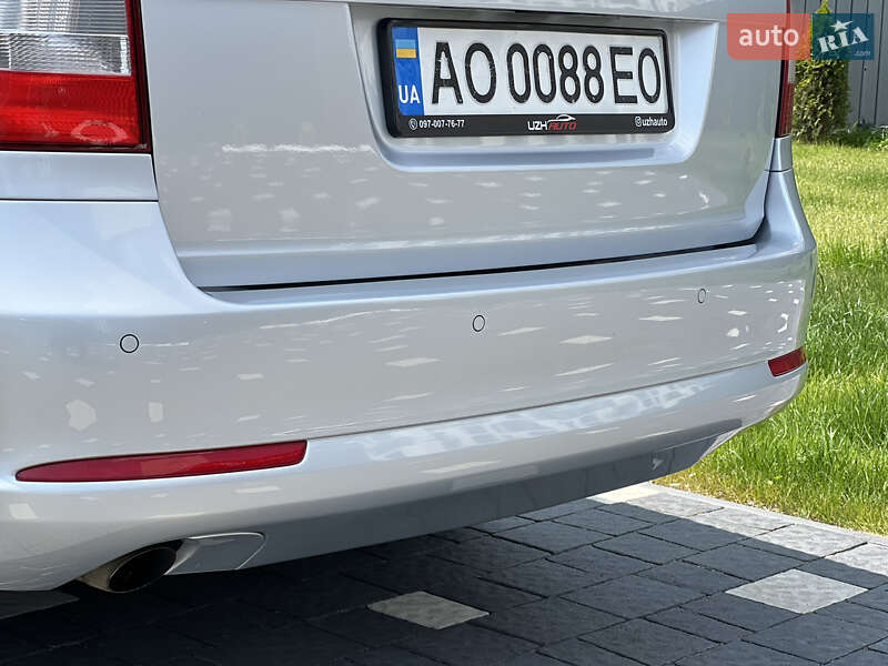 Универсал Skoda Octavia 2011 в Ужгороде