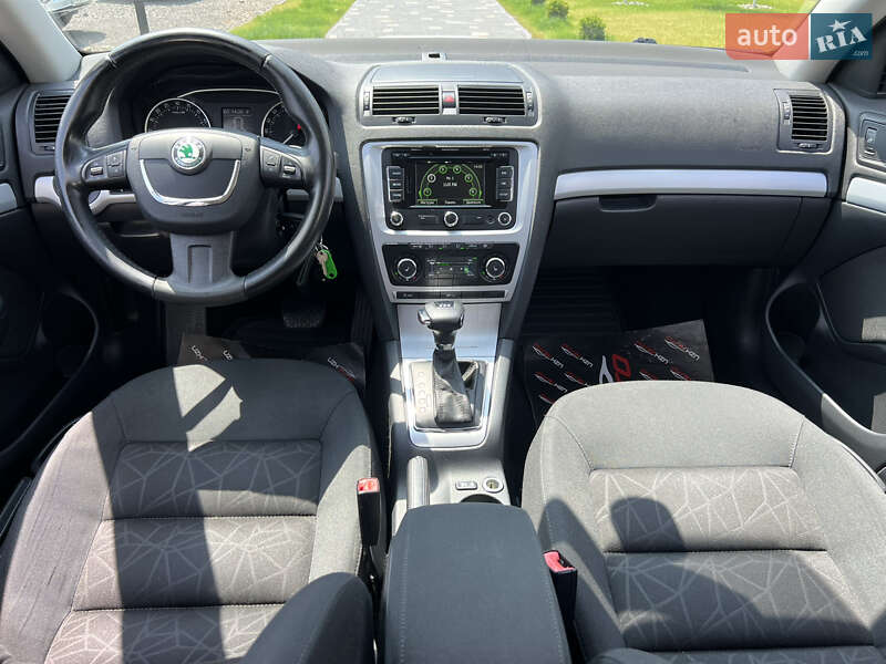 Универсал Skoda Octavia 2011 в Ужгороде