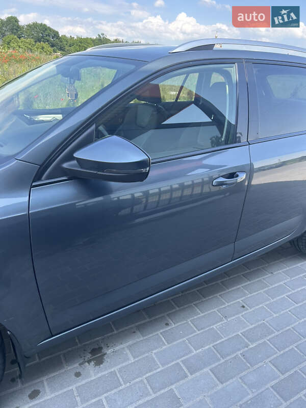 Универсал Skoda Octavia 2016 в Золочеве