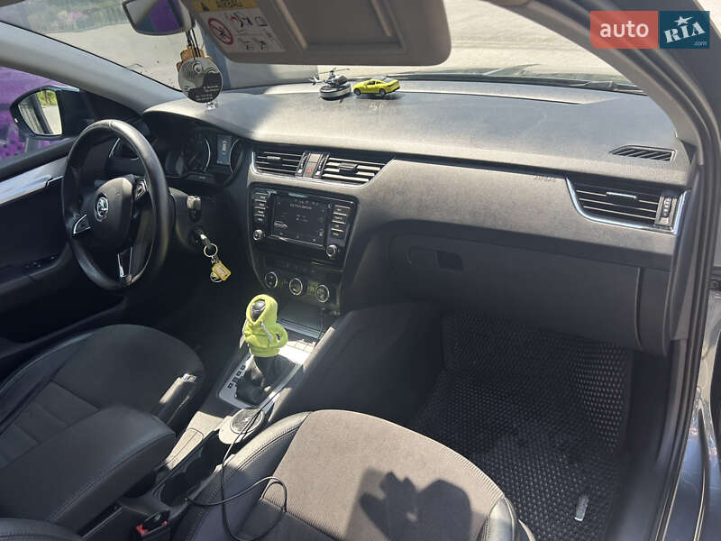 Универсал Skoda Octavia 2016 в Золочеве