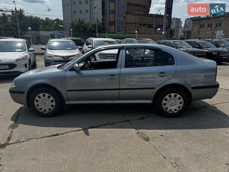 Лифтбек Skoda Octavia 2001 в Харькове