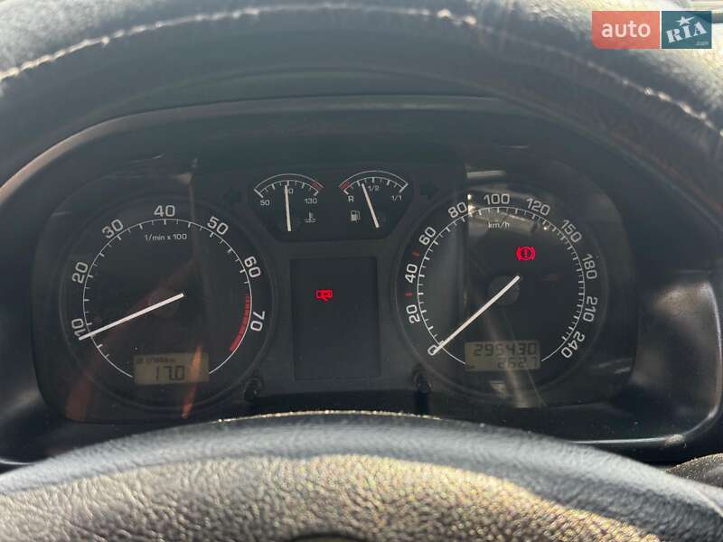 Лифтбек Skoda Octavia 2001 в Харькове