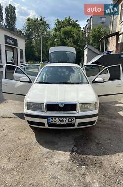 Лифтбек Skoda Octavia 2009 в 