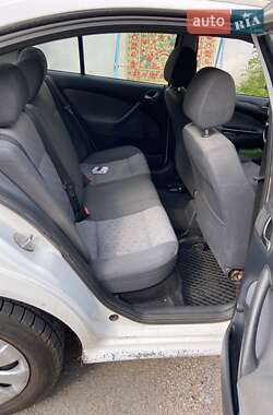 Лифтбек Skoda Octavia 2009 в 