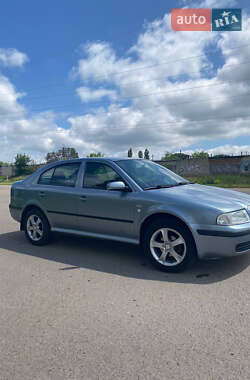 Ліфтбек Skoda Octavia 2004 в 
