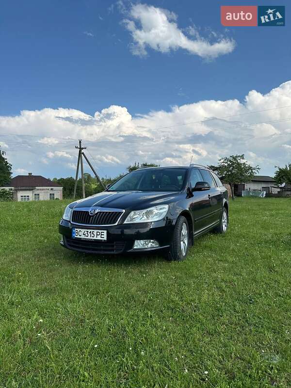 Універсал Skoda Octavia 2010 в Буську