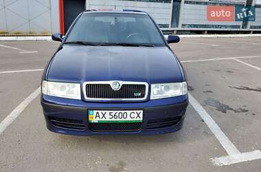 Лифтбек Skoda Octavia 2001 в 