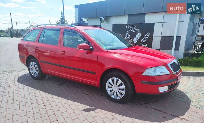 Универсал Skoda Octavia 2006 в Сарнах