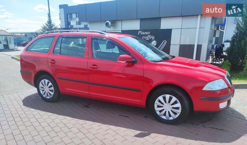Универсал Skoda Octavia 2006 в Сарнах