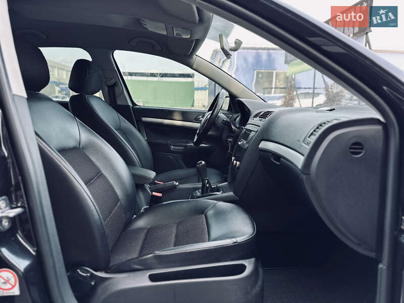 Ліфтбек Skoda Octavia 2006 в Києві