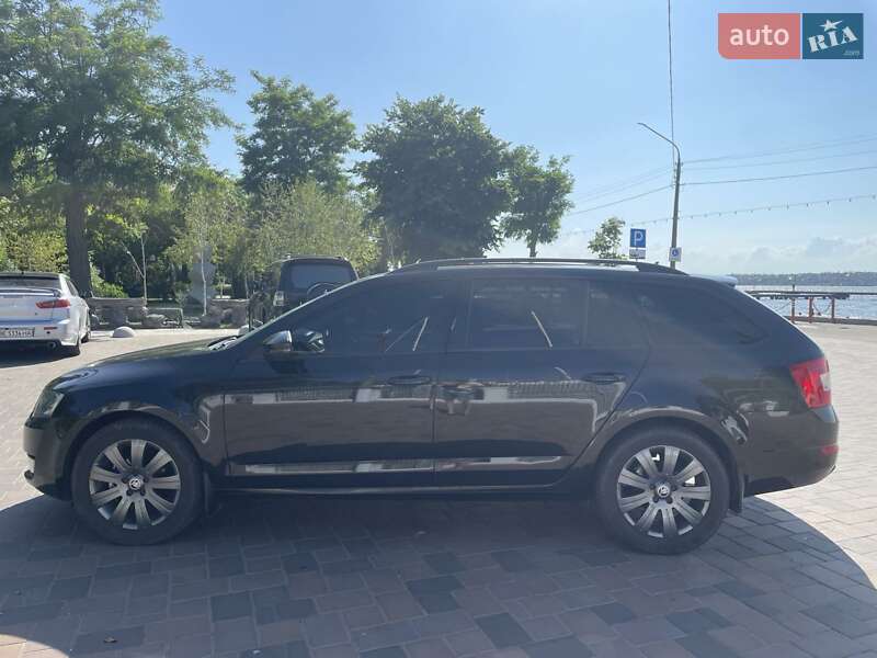 Универсал Skoda Octavia 2015 в Николаеве