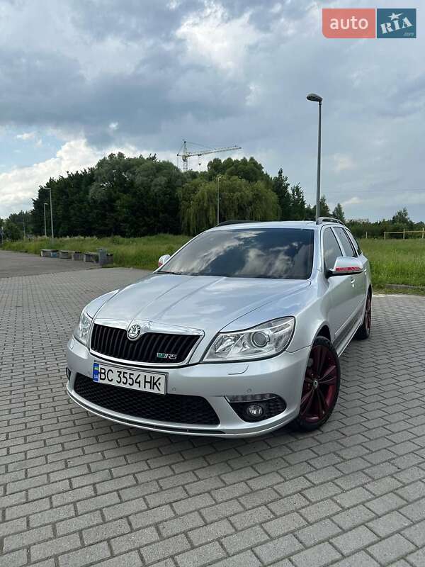 Универсал Skoda Octavia 2011 в 