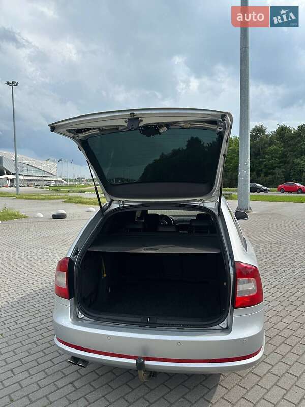 Универсал Skoda Octavia 2011 в Пустомытах