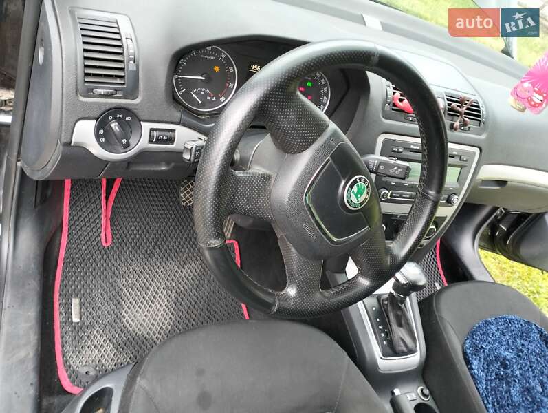 Лифтбек Skoda Octavia 2009 в Подольске