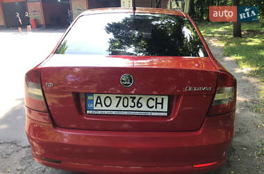 Лифтбек Skoda Octavia 2010 в 