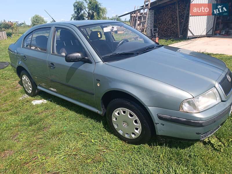 Универсал Skoda Octavia 2001 в Ратным