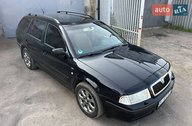 Універсал Skoda Octavia 2001 в Полтаві