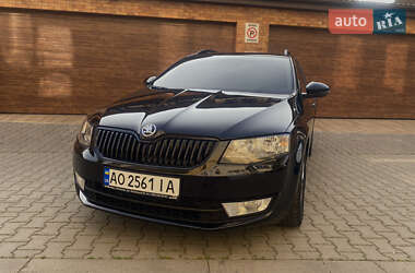 Універсал Skoda Octavia 2015 в Ужгороді